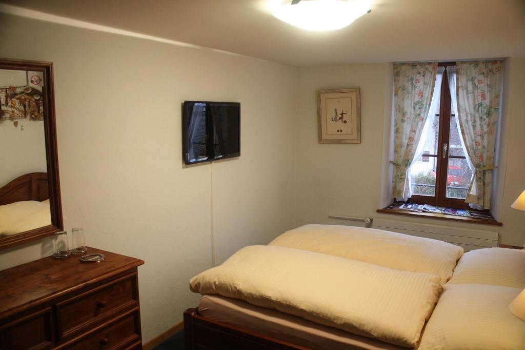 Auberge Communale Bogis Bossey Екстериор снимка